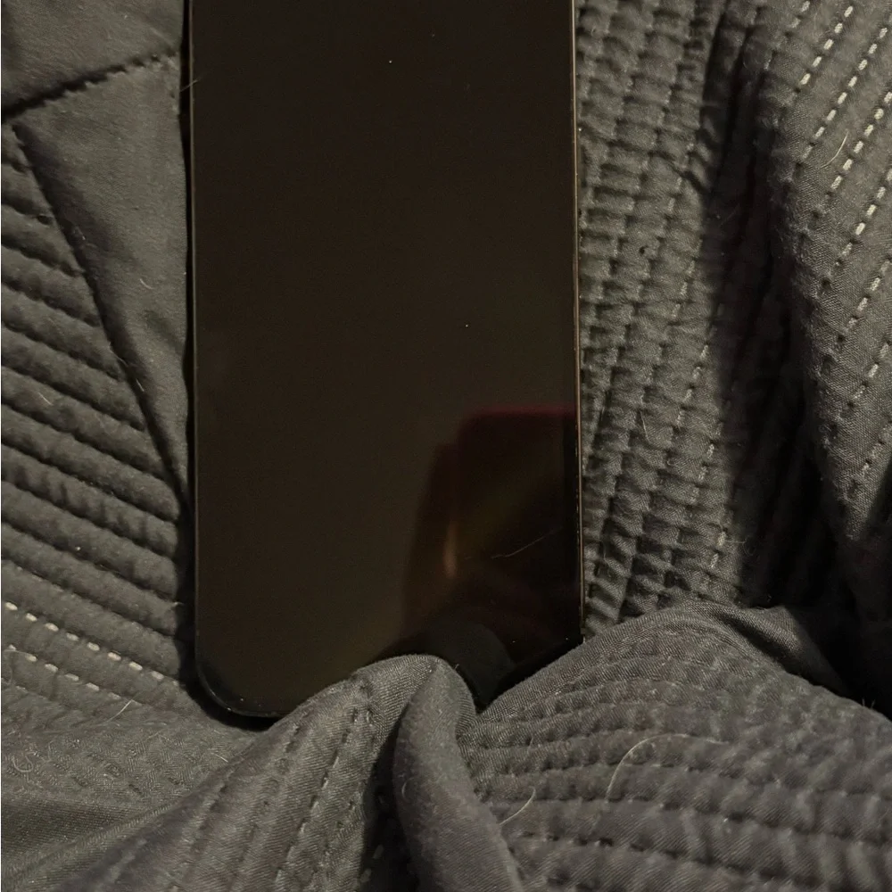 IPHONE 12 PRO MAX carrier locked
